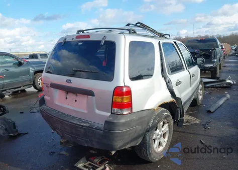 2007 Ford Escape Xlt z USA, uszkodzony, nr VIN 1FMYU93Z97KB18841